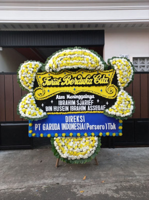 Papan Bunga Duka di Taba Pingin